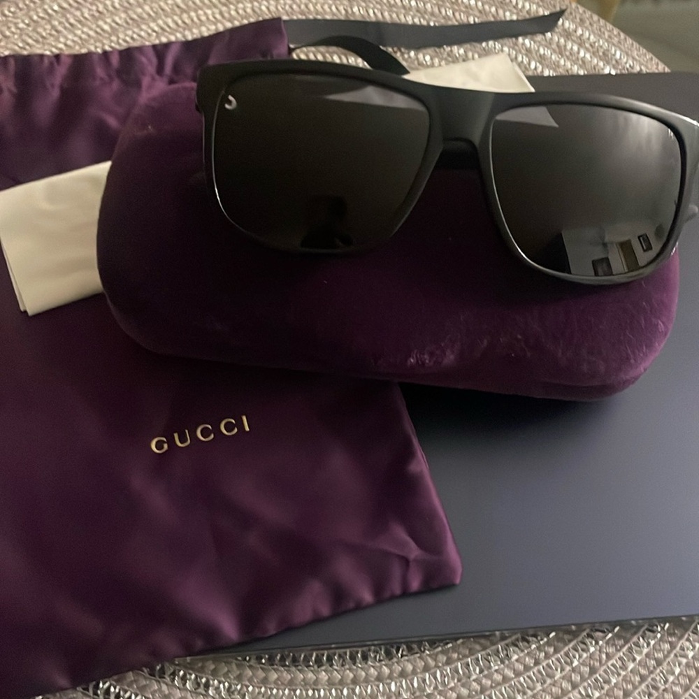 Gucci sunglasses